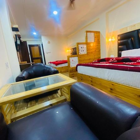 Hotel Hawa Mahal Manāli Extérieur photo