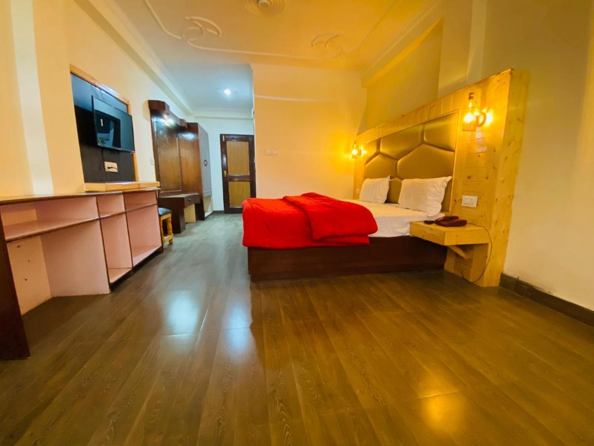 Hotel Hawa Mahal Manāli Extérieur photo